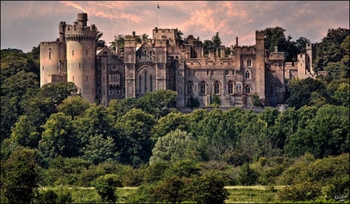 阿伦德尔城堡 ( Arundel Castle)